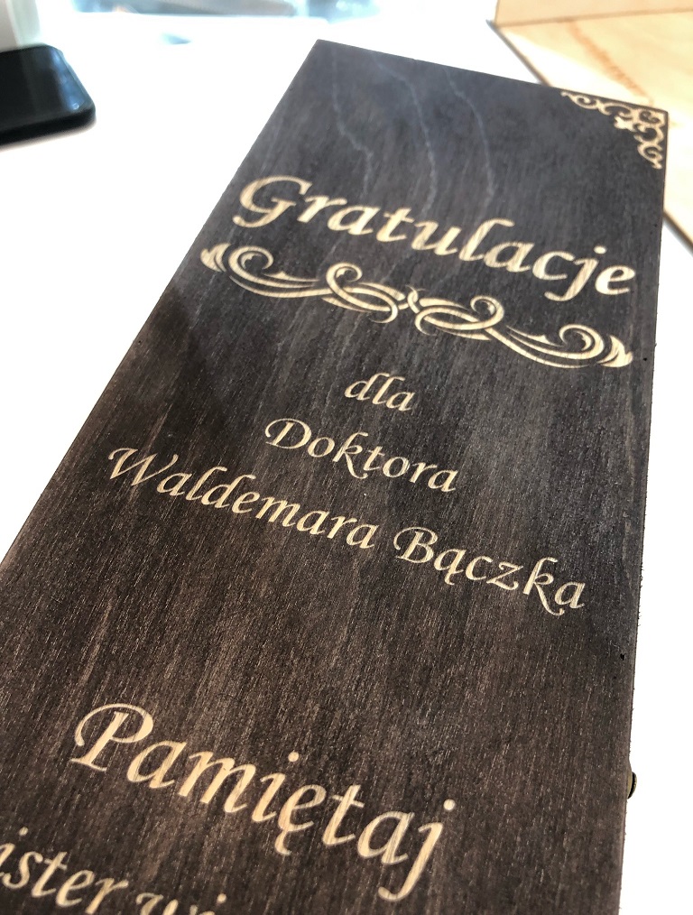 Drewniane pudełko