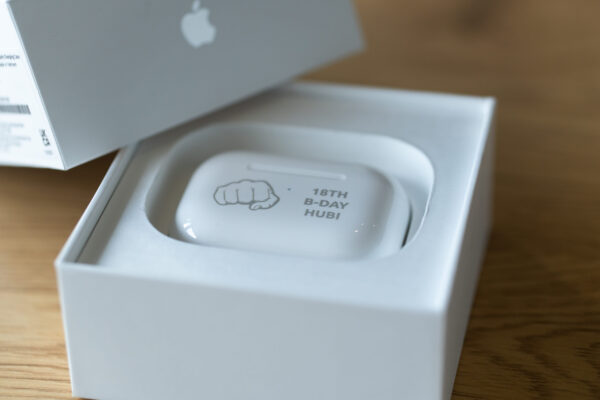 Grawer-Airpods-iphone-gdansk-zagrawerowani-3jpg-scaled-1.jpg Grawer-Airpods-iphone-gdansk-zagrawerowani-3jpg-scaled-1.jpg