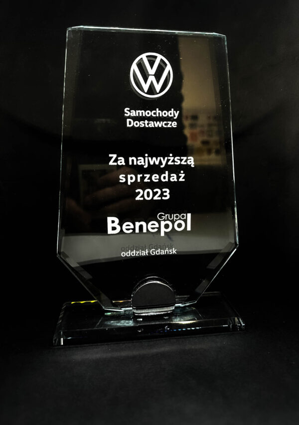 Statuetka flow 2 Statuetka flow 2