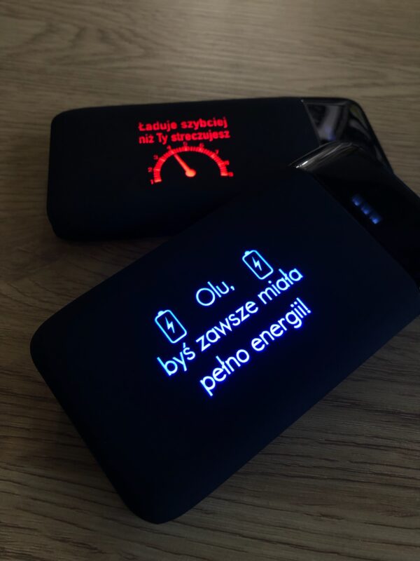 powerbank-z-grawerem-zagrawerowani-3.jpg powerbank-z-grawerem-zagrawerowani-3.jpg