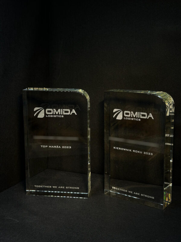 Szklana statuetka Block + etui Szklana statuetka Block + etui